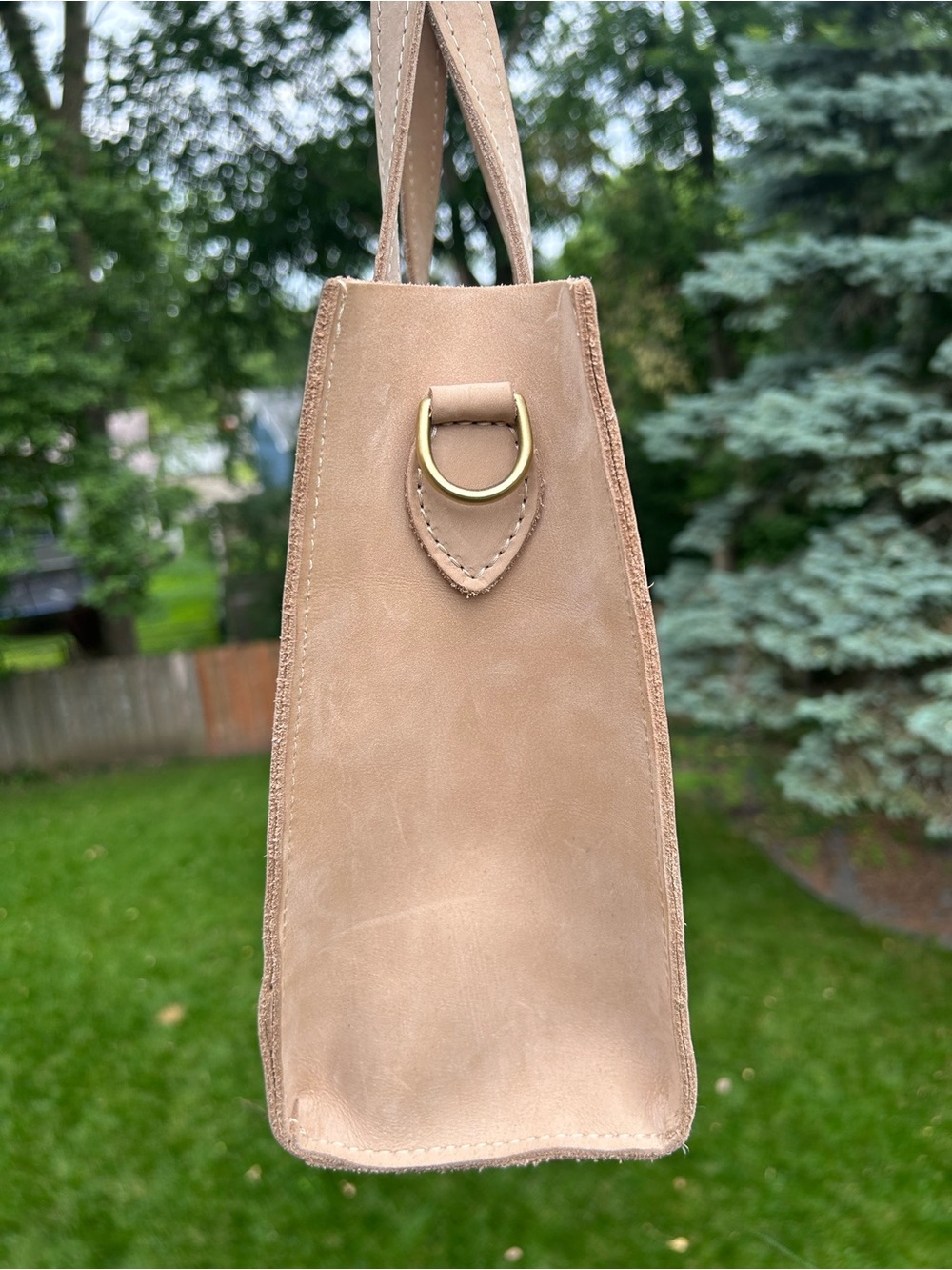Portland Leather Lola Crossbody Tote Dragon Bone (Light Beige Suede) with Tassel - Picture 4 of 6